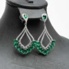 Boucles d'Oreilles Vert Émeraude - Ascellà Algérie Boucles d'oreilles parure Vert émeraude pierres emerald green zircons cristaux finition argentée