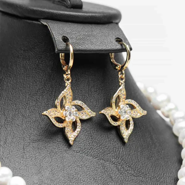 Boucles d'oreilles parure Étoile à fleurs cristaux zircons acier inoxydable doré